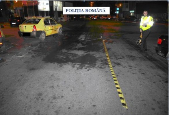 Un sportiv de performanţă, implicat în accidentul de pe Cuza Vodă: un taximetru s-a răsturnat, trei persoane sunt rănite